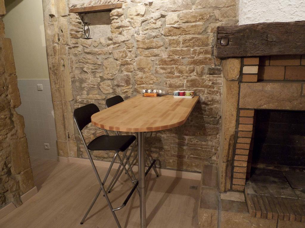 ליון Studio Charme Et Confort Aux Cordeliers חדר תמונה